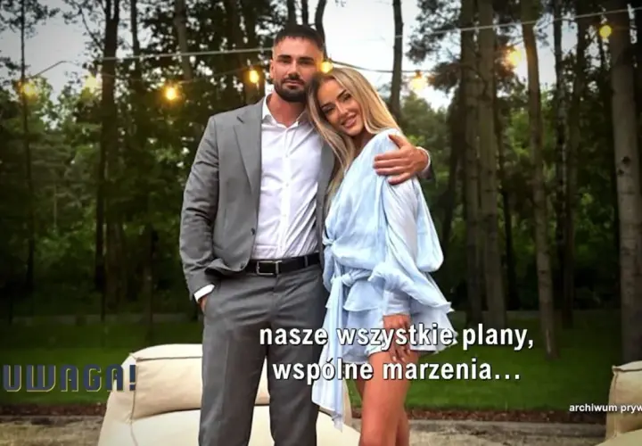Łukasz Litewka z żoną i dziećmi, szczęśliwi, patrzą w przyszłość.