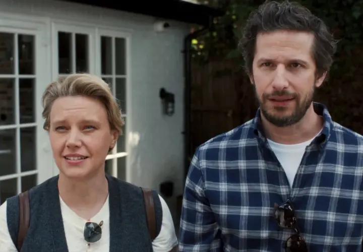 Andy Samberg w filmach i serialach, jak ten ujęty z Kate McKinnon, zawsze dostarcza niezapomnianych wrażeń.