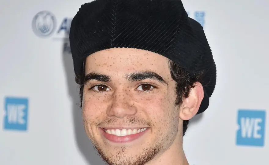Cameron Boyce - co oglądać? Filmy i seriale poza Disneyem