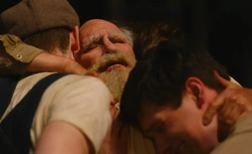 Bo się boi - Jak oglądać film Astera, by go zrozumieć?