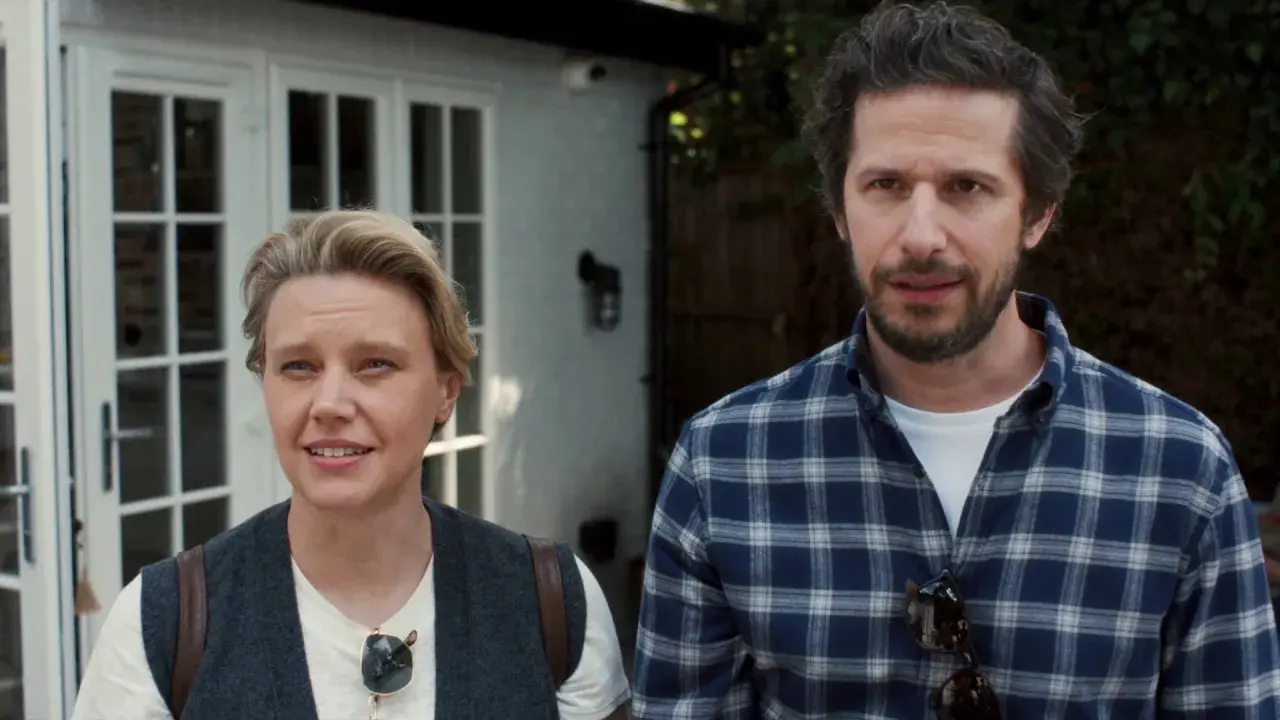 Andy Samberg w filmach i serialach, jak ten ujęty z Kate McKinnon, zawsze dostarcza niezapomnianych wrażeń.