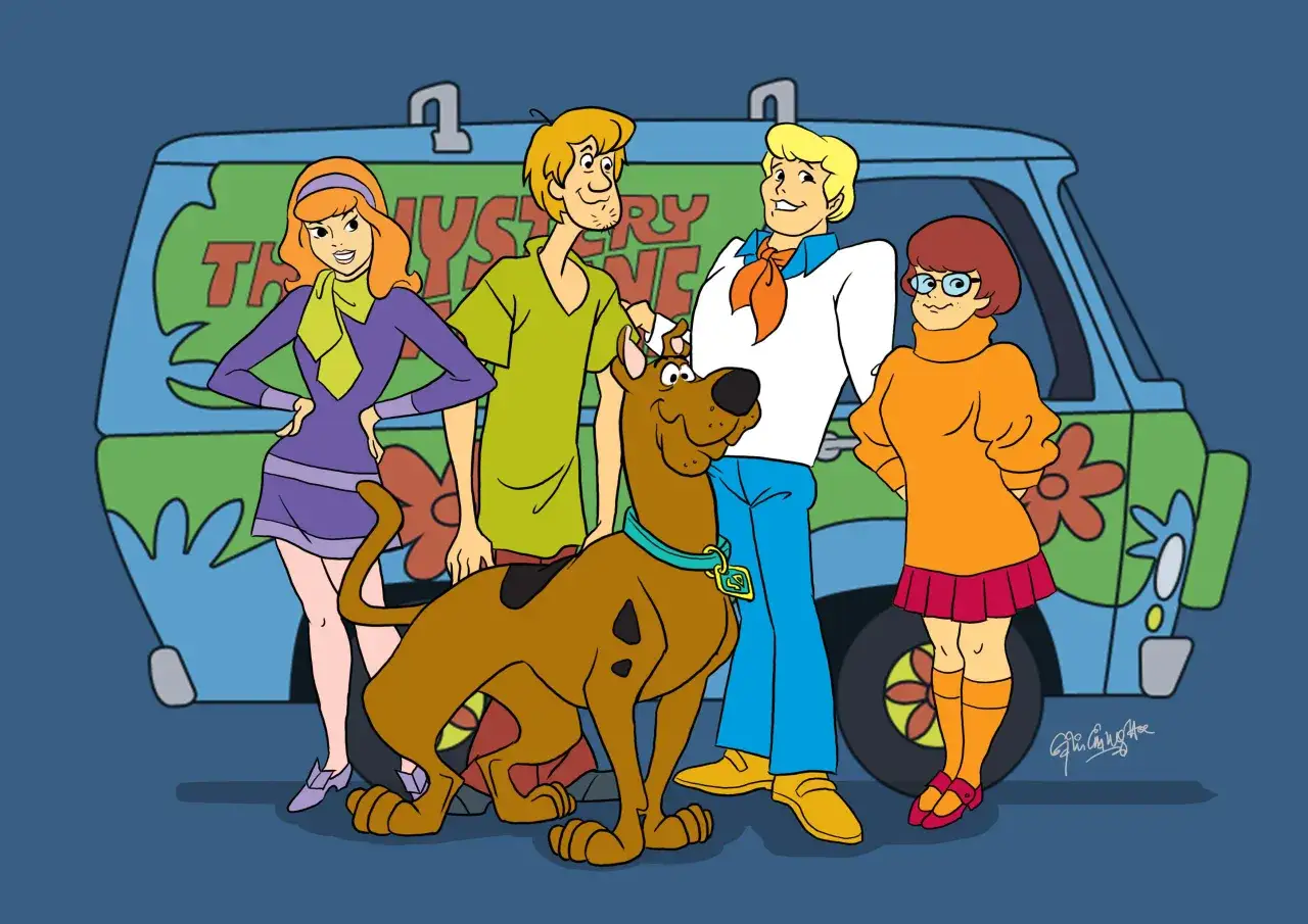 Scooby Doo, gdzie jesteś? Fred, Daphne, Velma, Shaggy i Scooby stoją przed tajemniczą ciężarówką.